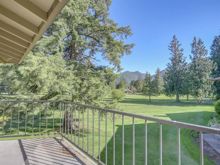Ski-Mount Hood Charm-Welches,Golf And Ski Resort Condo,W&D, Wifi,Near Woods,Hiking,Fishing Mount Hood Village Buitenkant foto