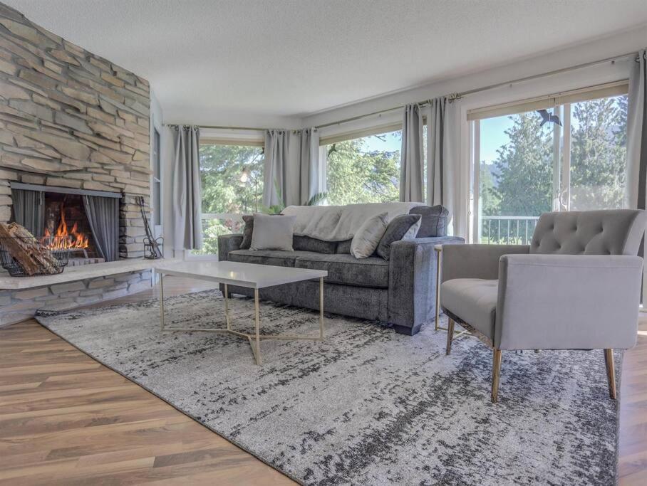 Ski-Mount Hood Charm-Welches,Golf And Ski Resort Condo,W&D, Wifi,Near Woods,Hiking,Fishing Mount Hood Village Buitenkant foto